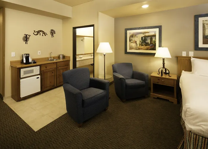 Red Lion & Newly Renovated Hotel