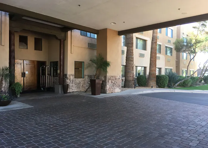 Red Lion & Newly Renovated Hotel Goodyear