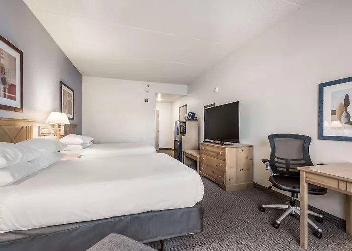 Red Lion & Newly Renovated 3* Goodyear