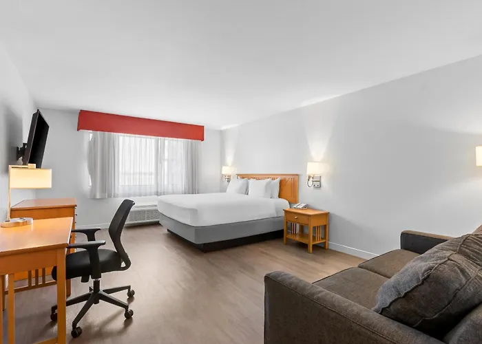 Hotel Red Lion & Newly Renovated