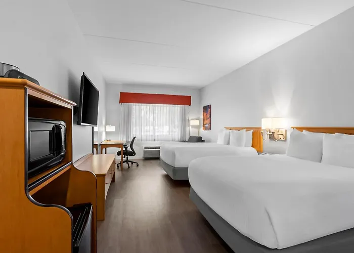 Red Lion & Newly Renovated Hotel Goodyear