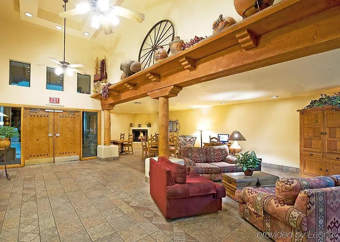 Red Lion & Newly Renovated Hotel Goodyear
